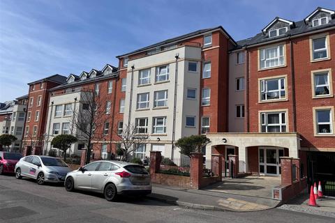 1 bedroom retirement property for sale, Jevington Gardens, Lower Meads, Eastbourne