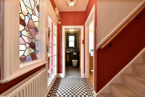 49 Basils Road, Stevenage, SG1 3PY
