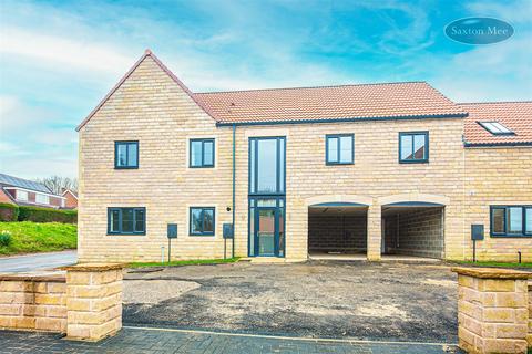 4 bedroom townhouse for sale, North Farm Mews, Union Street, Harthill, Sheffield