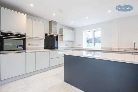 4 bedroom townhouse for sale, North Farm Mews, Union Street, Harthill, Sheffield