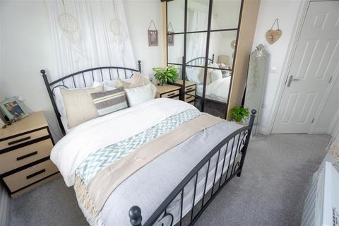 2 bedroom apartment for sale, Cravenwood Rise, Bolton BL5