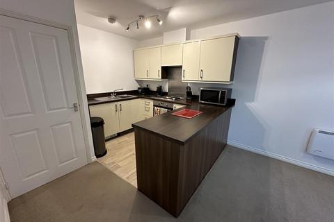 2 bedroom apartment to rent, Magazine Road, Bromborough