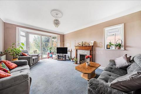 4 bedroom detached house for sale, Glenmere Avenue, Mill Hill, London, NW7
