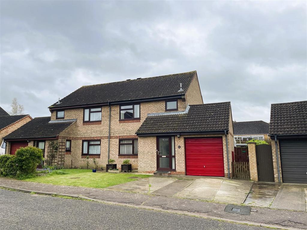 St. Drive, Beccles 3 bed semidetached house for sale £250,000