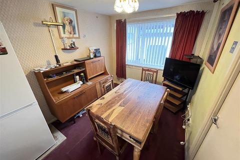 11 Exmoor Close, Wirral, CH61 9QN