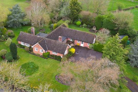 3 bedroom detached bungalow for sale, Wolverton Fields, Norton Lindsey, Warwick