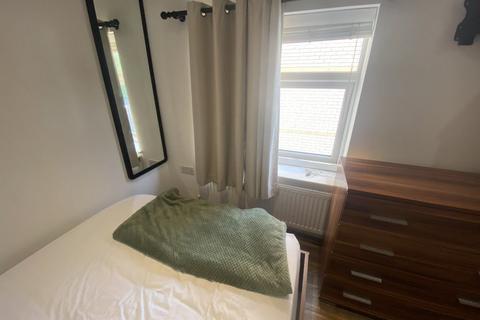 1 bedroom in a house share to rent, Room 4, Broadway, PE1 1SQ