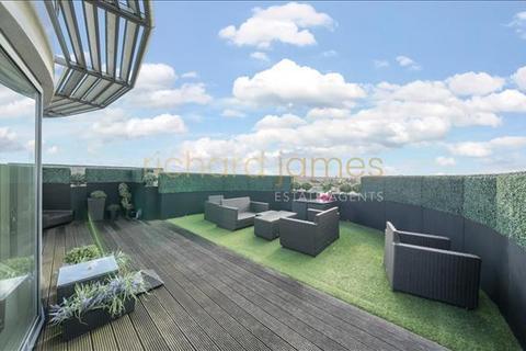 3 bedroom apartment for sale, Flower Lane, Mill Hill, London, NW7