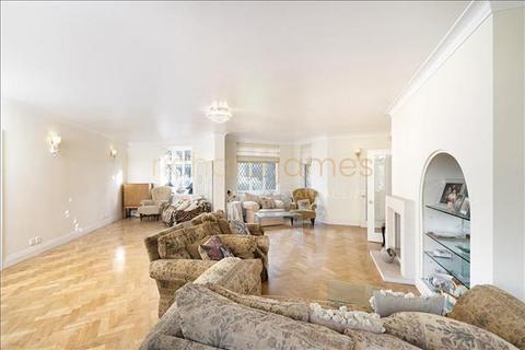 6 bedroom detached house for sale, Canons Drive, Edgware, London, HA8