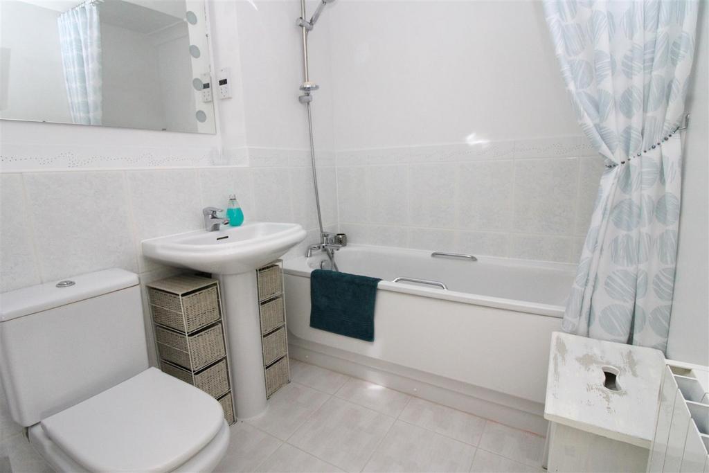 Bathroom.JPG