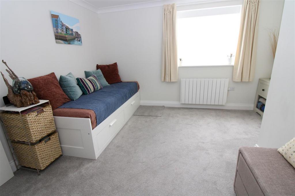 Bedroom one 2.jpg
