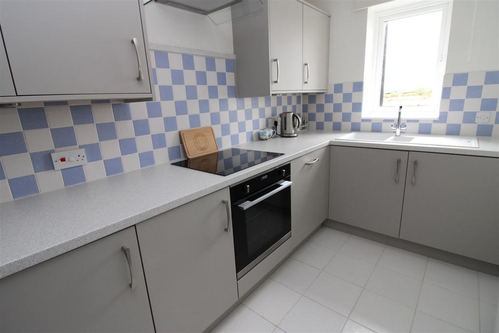 Kitchen.JPG