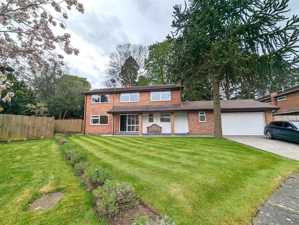 Compton Grove, Darlington 4 bed detached house for sale £460,000