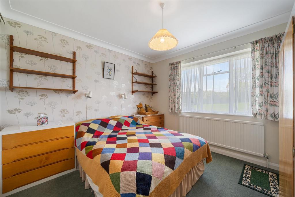 161 Chanctonbury Way N12 7 AE-No Watermark-4.jpg