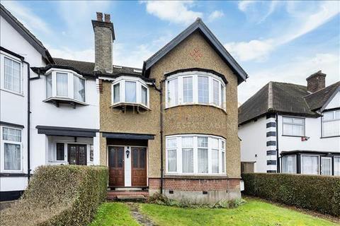 14a Sylvan Avenue, London, NW7 2JJ