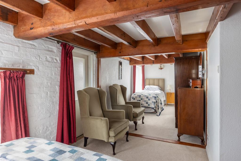 Bedroom 5 Suite