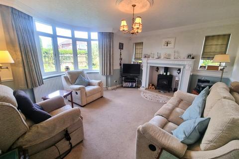 3 bedroom detached house for sale, Ferndale Road, Streetly