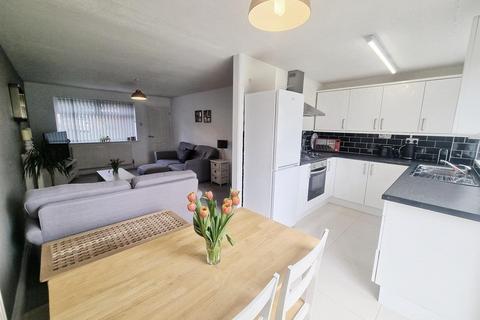 2 bedroom ground floor flat for sale, Sutton Court, Little Sutton Lane, Four Oaks