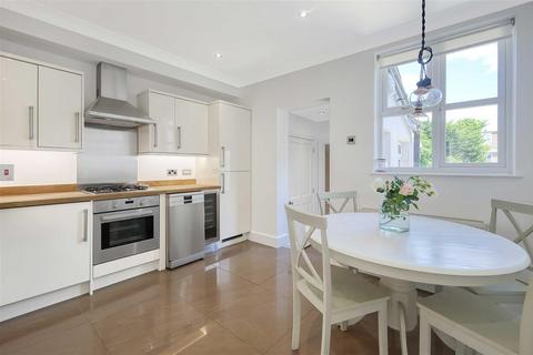 2 bedroom semi-detached house for sale, Kimpton Avenue, Brentwood