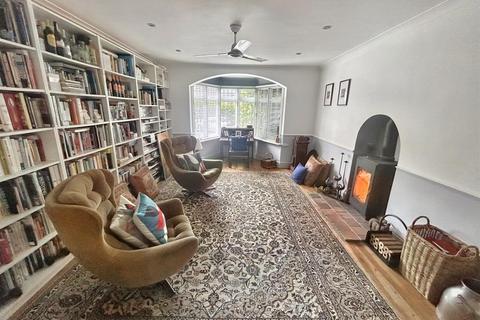 135 Rectory Road, Sutton Coldfield, B75 7RT