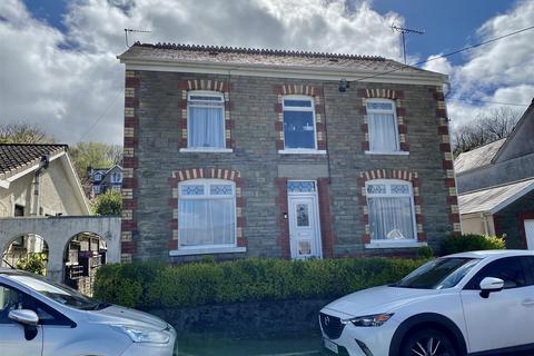 Wern Road, Garnant, Ammanford