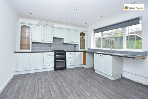 3 bedroom detached house for sale, Uttoxeter Road, Stoke-On-Trent ST11