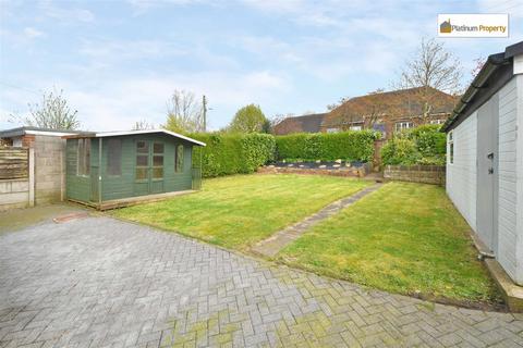 3 bedroom detached house for sale, Uttoxeter Road, Stoke-On-Trent ST11