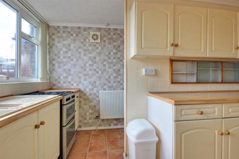 3 bedroom end of terrace house for sale, Bromwich Road, Willerby, Hull