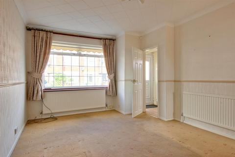 3 bedroom end of terrace house for sale, Bromwich Road, Willerby, Hull