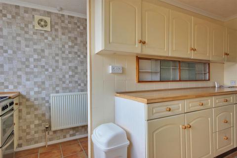 3 bedroom end of terrace house for sale, Bromwich Road, Willerby, Hull