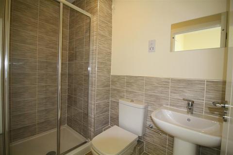 2 bedroom flat to rent, OLIVER HOUSE
