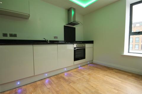 1 bedroom apartment to rent, Falconers House, City Centre