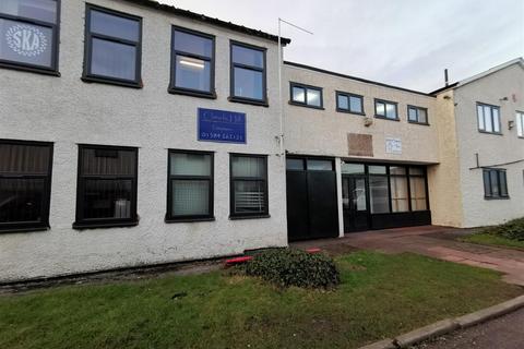 Office to rent, Leys Road, Brierley Hill