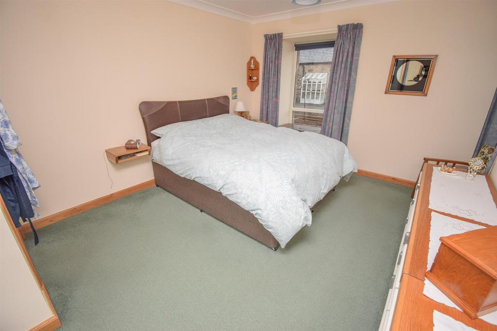 BEDROOM TWO-2.jpg