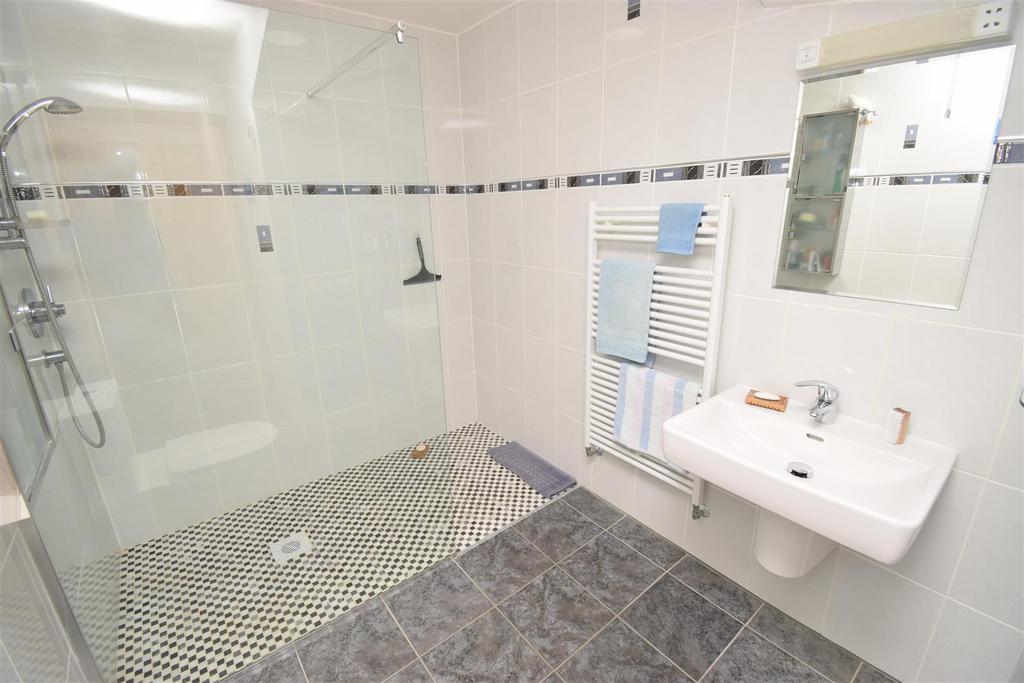 WET ROOM.png