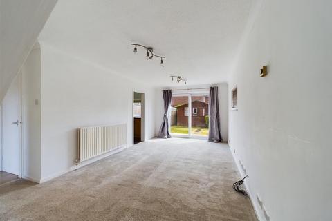 2 bedroom end of terrace house for sale, Palmers Grove, West Molesey