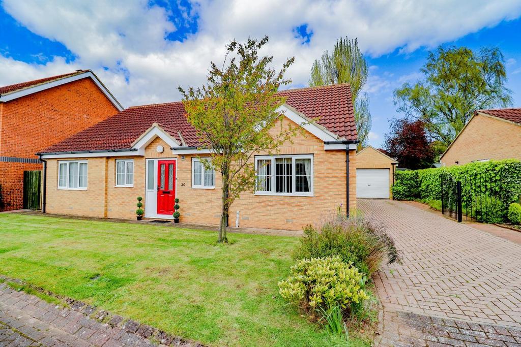 Brambling Close, The Glebe, Norton, TS20 1TX 3 bed detached bungalow for sale £350,000
