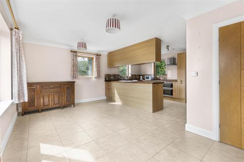 85a Bishops Road, Trumpington, Cambridge, CB2 9NQ