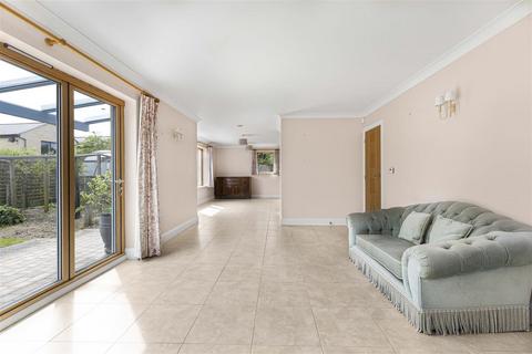 85a Bishops Road, Trumpington, Cambridge, CB2 9NQ