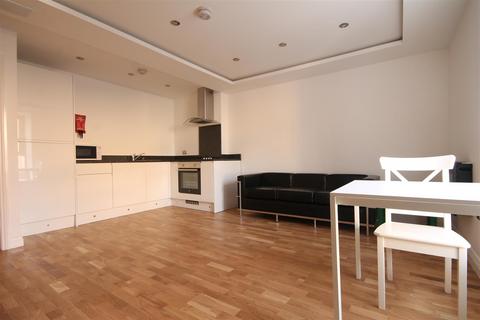 1 bedroom apartment to rent, Falconars House, City Centre