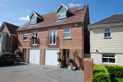 3 bedroom semi-detached house for sale, Olvega Drive, Buntingford, Hertfordshire, SG9 9FJ