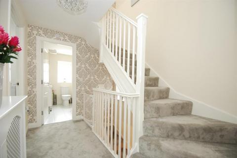 3 bedroom semi-detached house for sale, Olvega Drive, Buntingford, Hertfordshire, SG9 9FJ