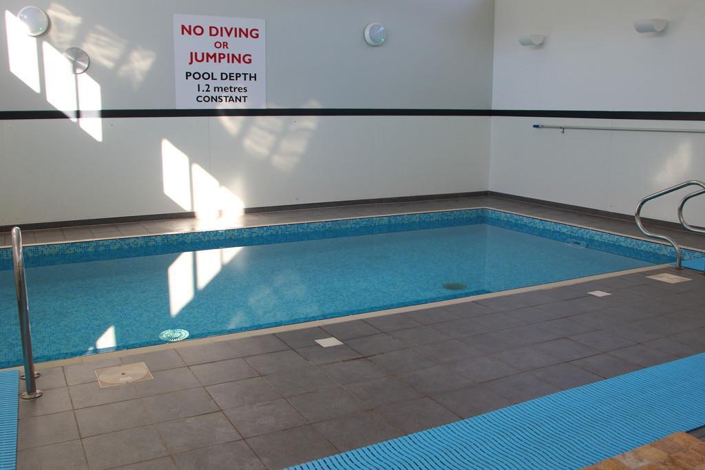 W4 Yel R-b W1 RI5x Z7r6 NR04j PBBc.jpg