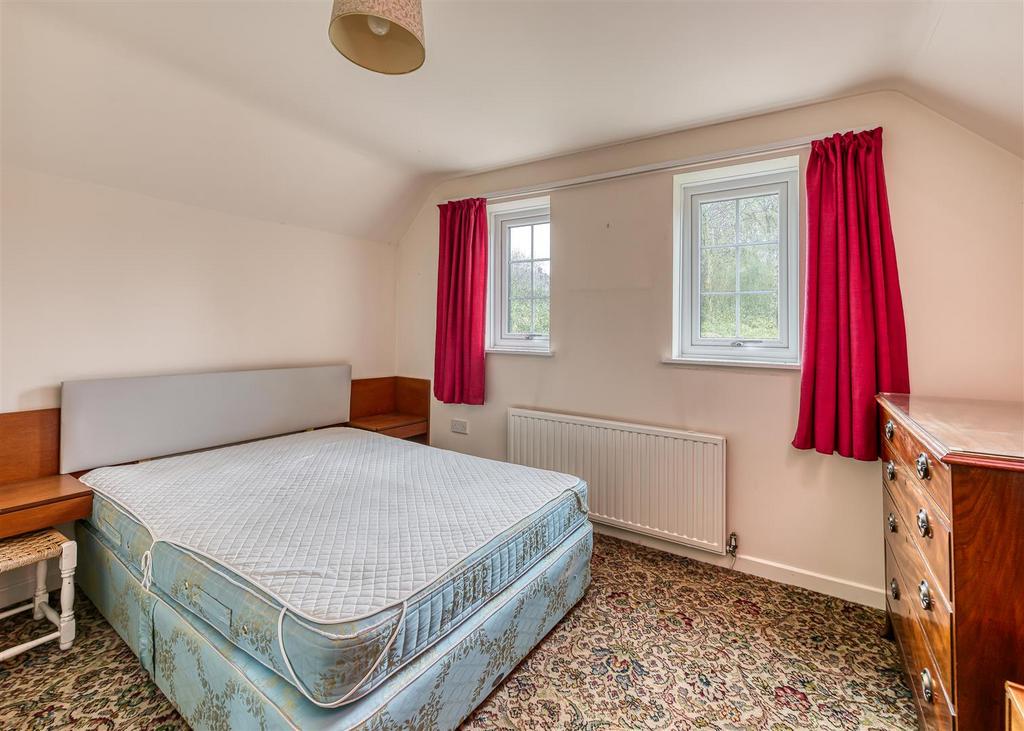 32 Church Hill-annex bed2.jpg