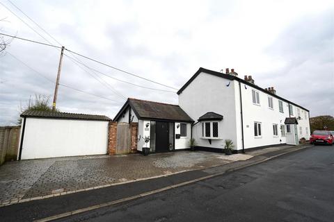 2 bedroom cottage for sale, Clay Lane, Hale, Altrincham