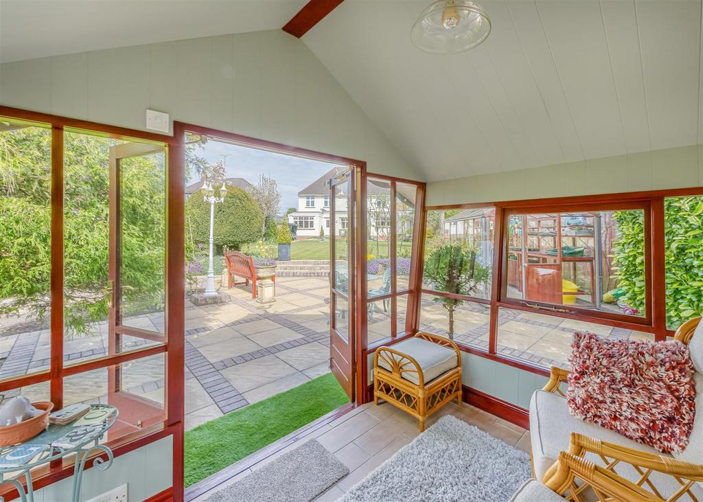 11 Catholic Lane-summer house.jpg