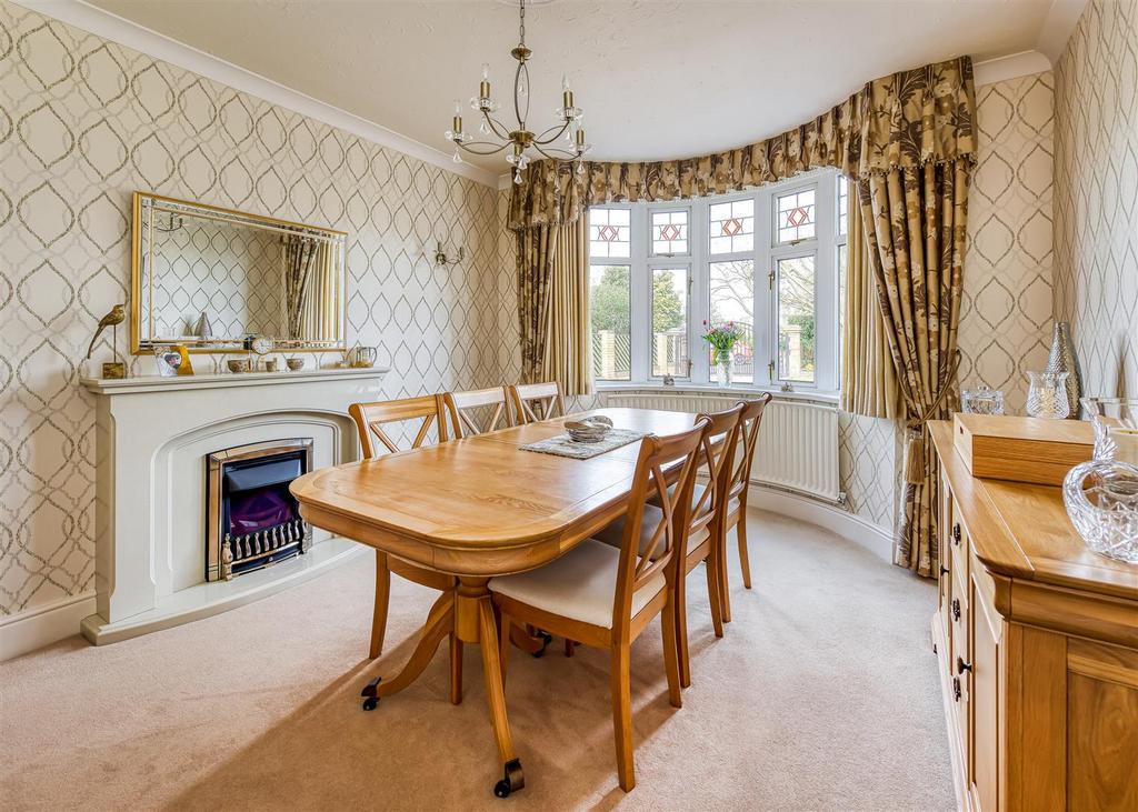 11 Catholic Lane-dining1.jpg