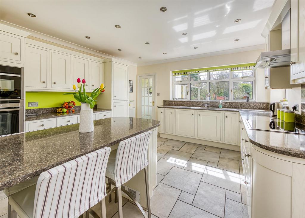 11 Catholic Lane-kitchen2.jpg