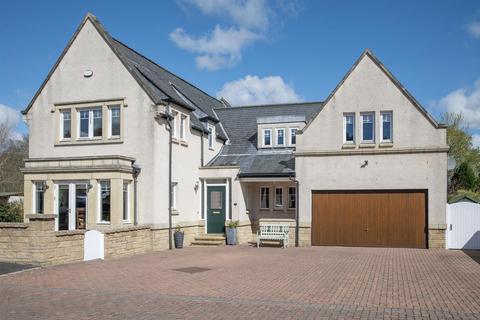 5 bedroom detached house for sale, 1 Michael Bruce Court, Forestmill FK10 3QB