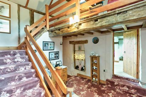 3 bedroom cottage for sale, Deytheur, Llansantffraid